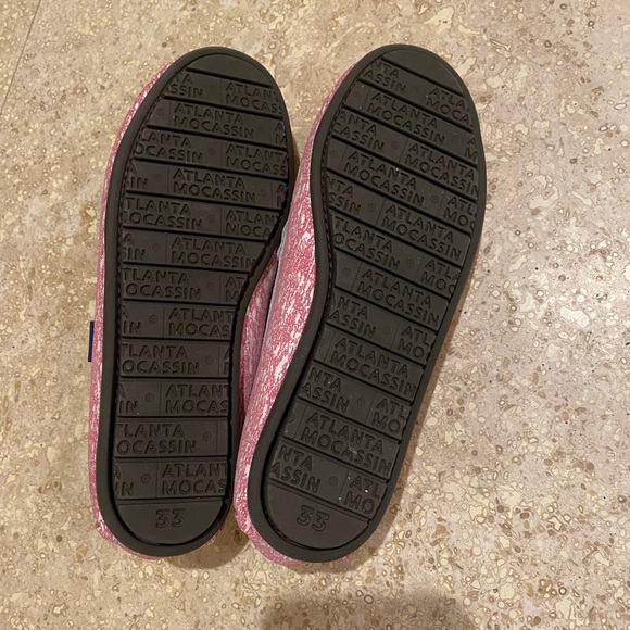 Atlanta Mocassin Fuchsia Pink Design with Natural White Detail size 33 EU - Picture 3 of 7